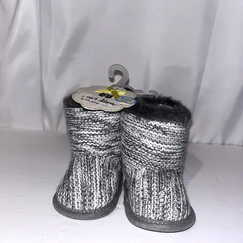 First Steps Baby Booties 0-3M Gray Knit Faux Fur Winter Pre-Walker NWT